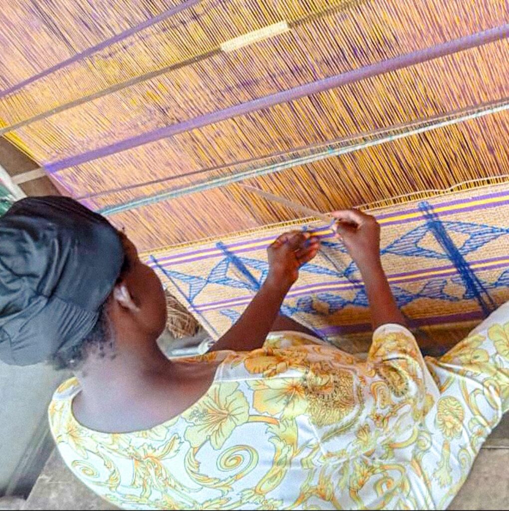Akwete weaving town